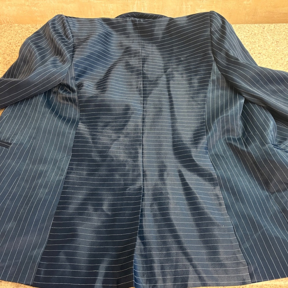 Banana Republic Navy Pinstripe Blazer - Picture 2 of 14